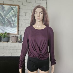 Aritzia WILFRED Long Sleeve Crop Sweater Top Eggplant Purple Twist Front